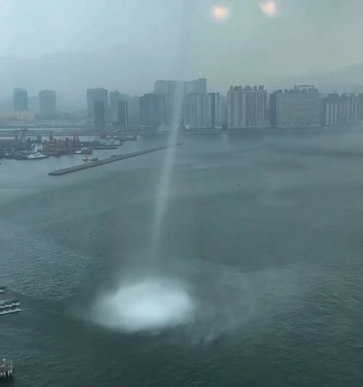 Waterspout erschüttert Hongkong, das hat es seit 1959 nicht mehr gegeben