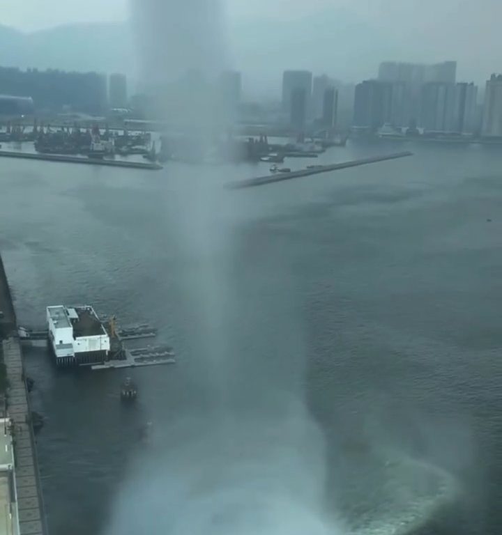 Waterspout erschüttert Hongkong, das hat es seit 1959 nicht mehr gegeben