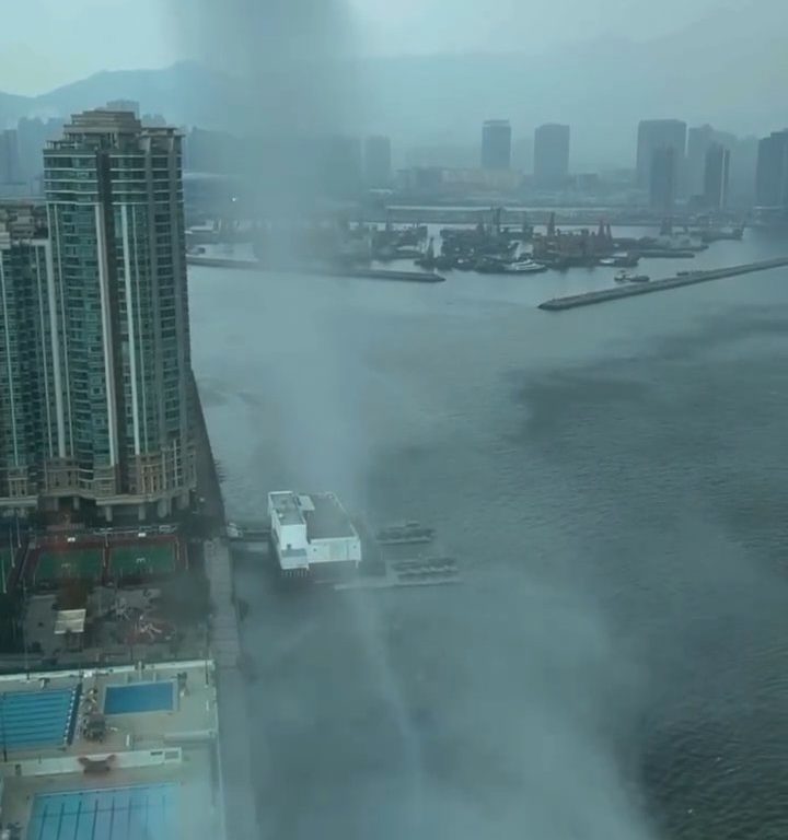 Waterspout erschüttert Hongkong, das hat es seit 1959 nicht mehr gegeben