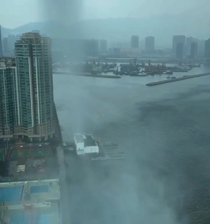 Waterspout erschüttert Hongkong, das hat es seit 1959 nicht mehr gegeben