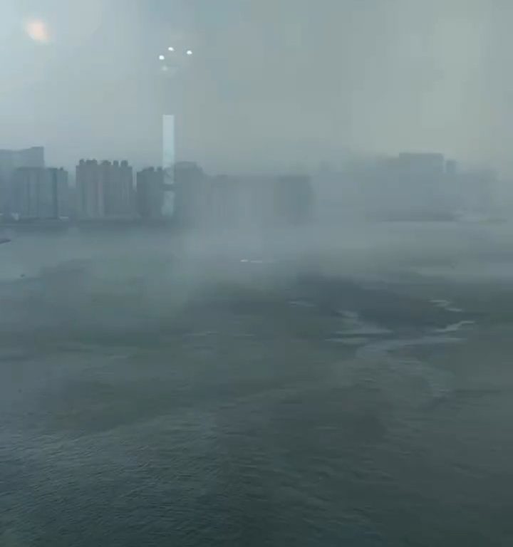 Waterspout erschüttert Hongkong, das hat es seit 1959 nicht mehr gegeben