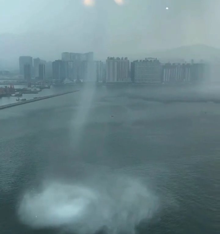 Waterspout erschüttert Hongkong, das hat es seit 1959 nicht mehr gegeben