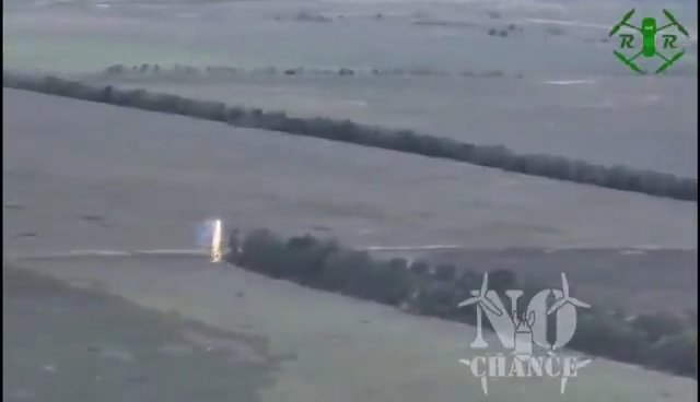 Ukraine et troupes russes carbonisées par un drone lance-flammes : vidéo choquante