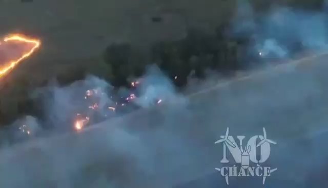 Ucraina, truppe russe carbonizzate col drone lanciafiamme: video shock