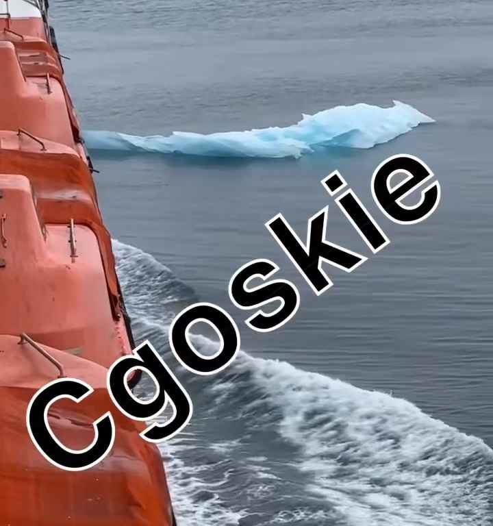 Riesgo de Titanic para crucero, iceberg contra casco: terror a bordo