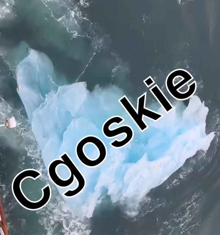 Riesgo de Titanic para crucero, iceberg contra casco: terror a bordo