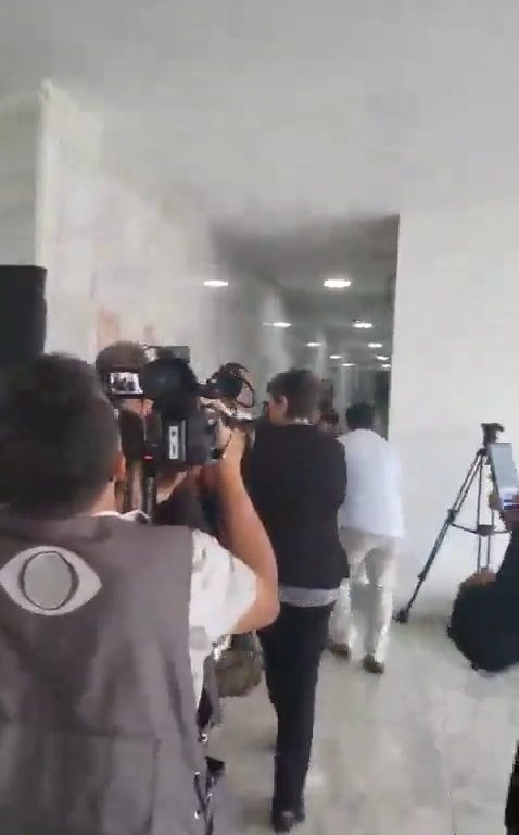 Brasil, una mujer desnuda irrumpe en el palacio presidencial para ver a Lula: arrestado