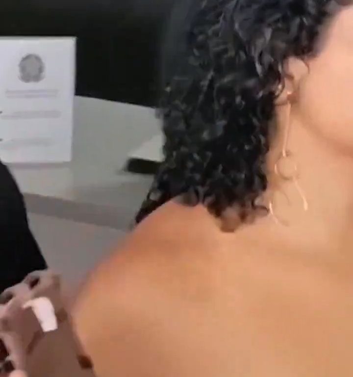 Brasil, una mujer desnuda irrumpe en el palacio presidencial para ver a Lula: arrestado