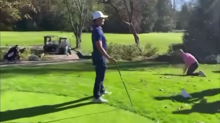 Golfista golpea a su oponente: arrestado