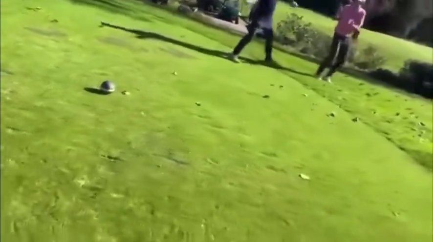 Golfista golpea a su oponente: arrestado