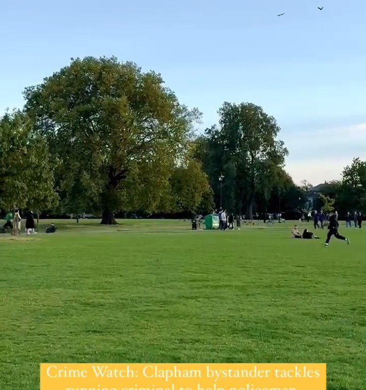 Un père héros « s'attaque » à un voleur puis retourne jouer avec ses enfants : vidéo virale