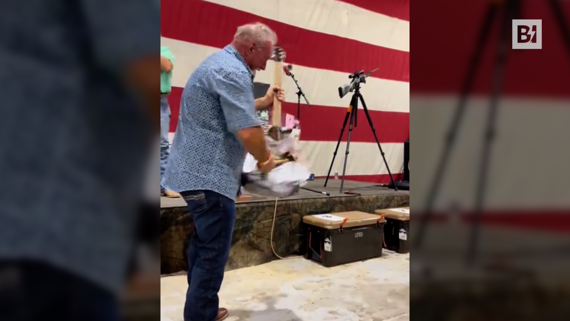 Spende 4mila euro per una chitarra firmata da…