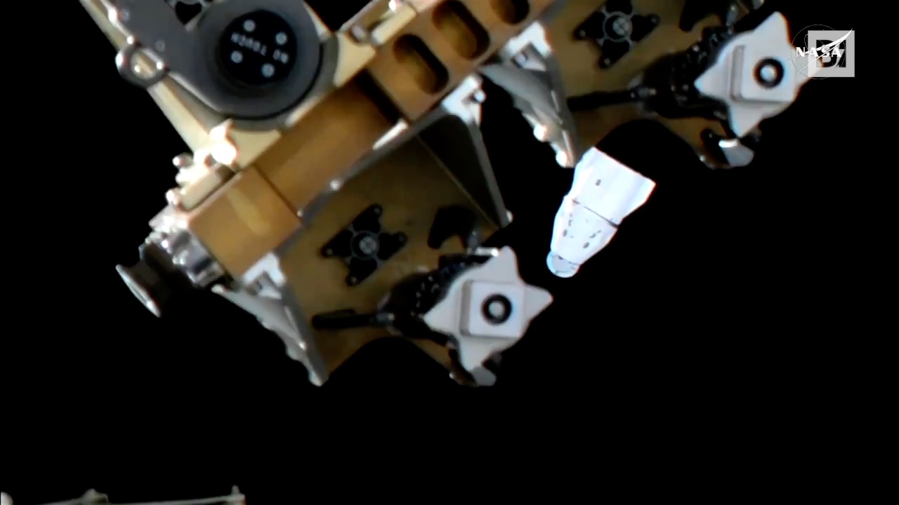 La navicella Dragon ha iniziato il viaggio verso…