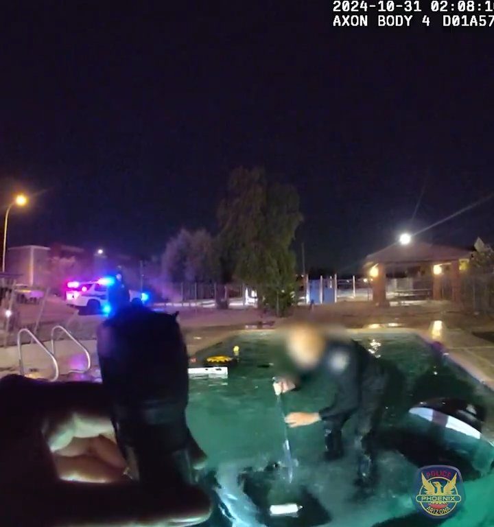 Auto prallt in Schwimmbad, dramatische Rettung durch die Polizei: Video