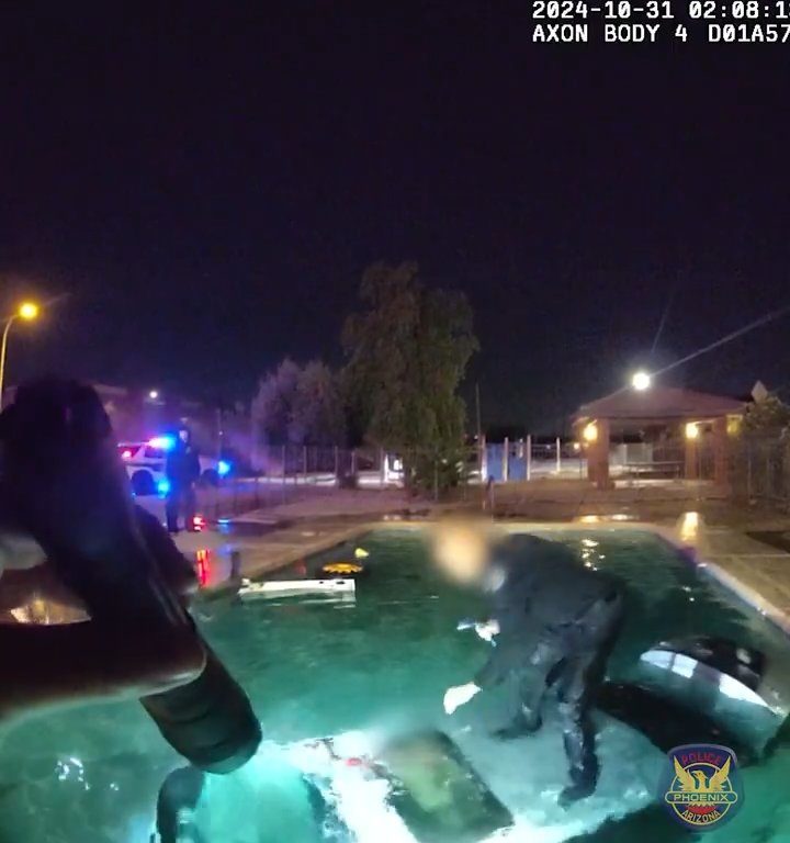 Auto prallt in Schwimmbad, dramatische Rettung durch die Polizei: Video