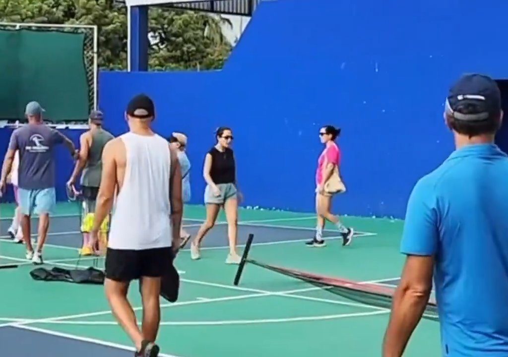 Juego de Pickleball termina en patadas en la cara: el brutal video viral