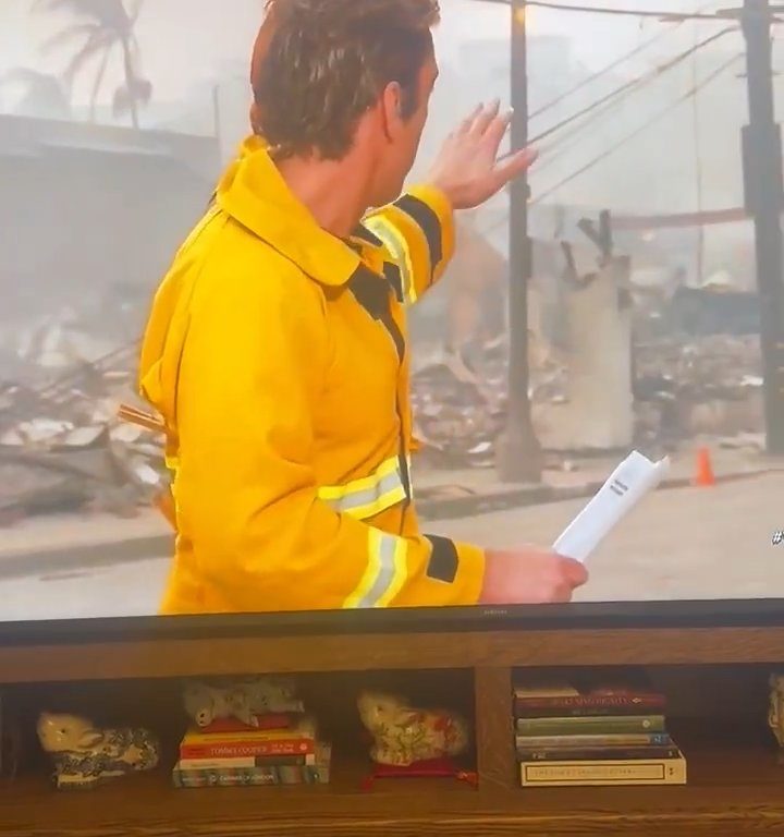 Incendi California, la gaffe del conduttore tv: massacrato sui social per la sua vanità