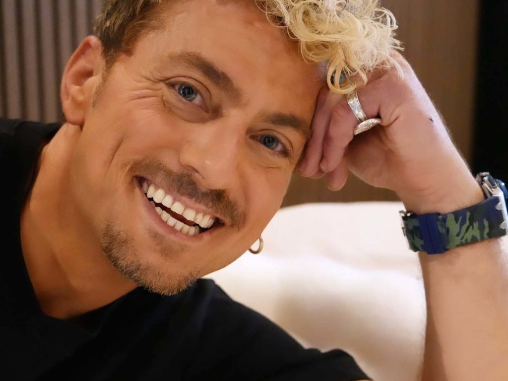 Muere el actor Paul Danan a los 46 años: asesinado por cigarrillos electrónicos