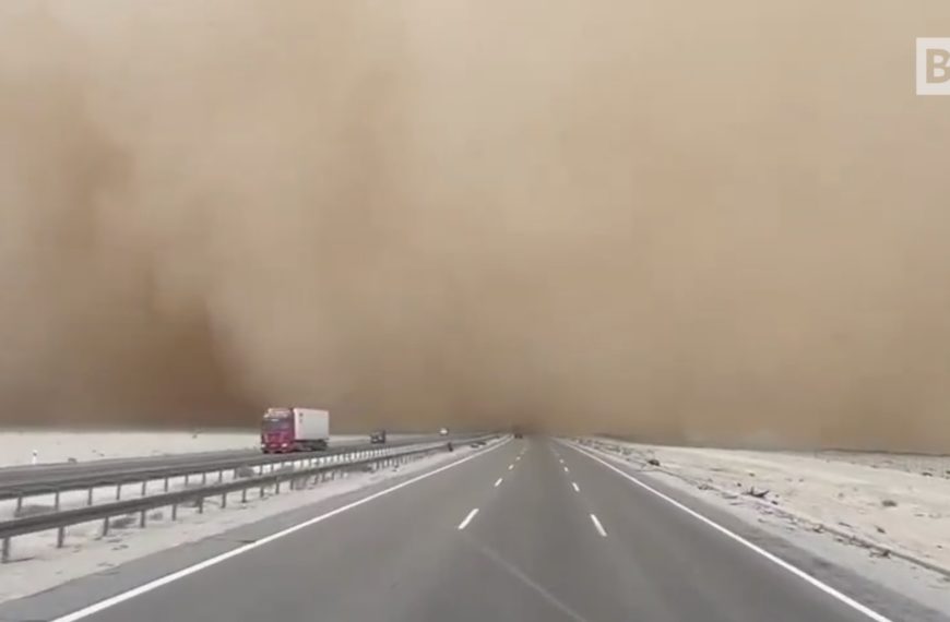 Irak, la tempête de sable est impressionnante