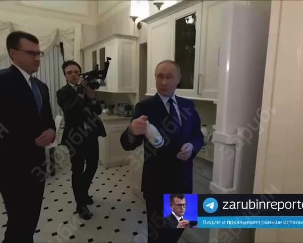 Dentro del apartamento dorado de Putin en el Kremlin: Lujos…