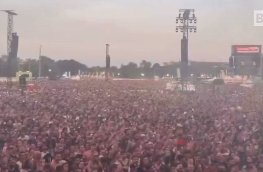 En el concierto de Linkin Park, 78 mil personas cantan……