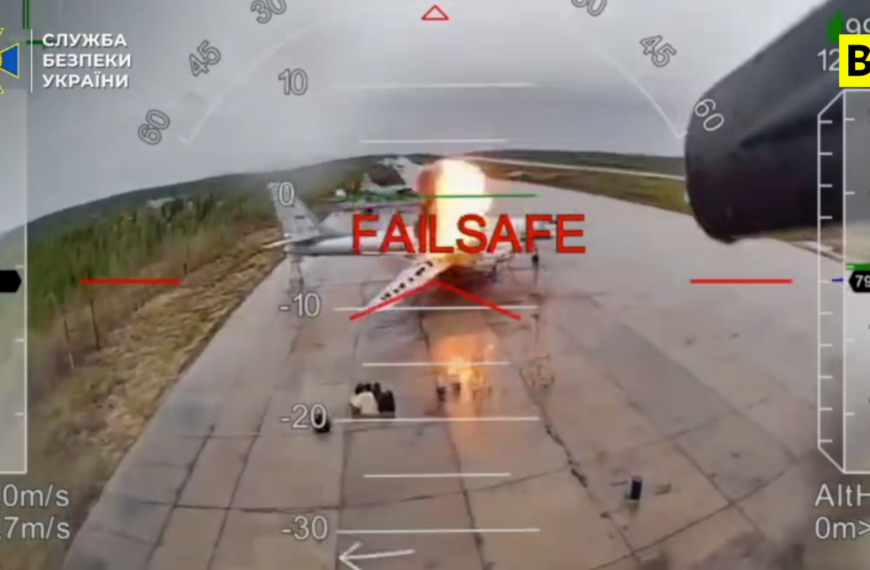 Operazione Ragnatela, le immagini dei droni ucraini che…