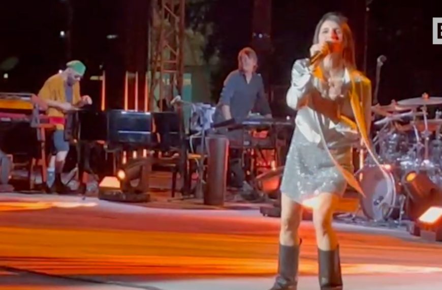 Giorgia beendet ihre Tour in Syrakus: drei verkauft …