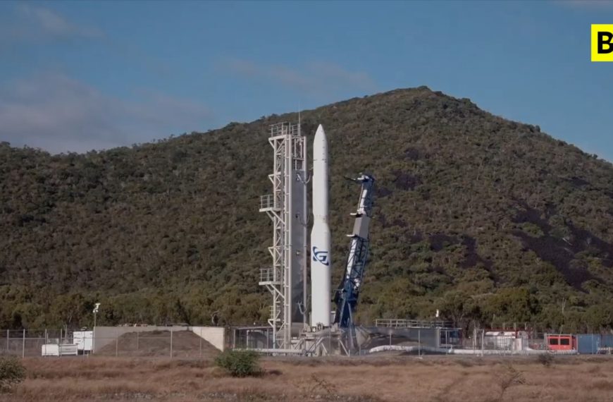 Australien: Rakete stürzt 14 Sekunden nach dem Start ab