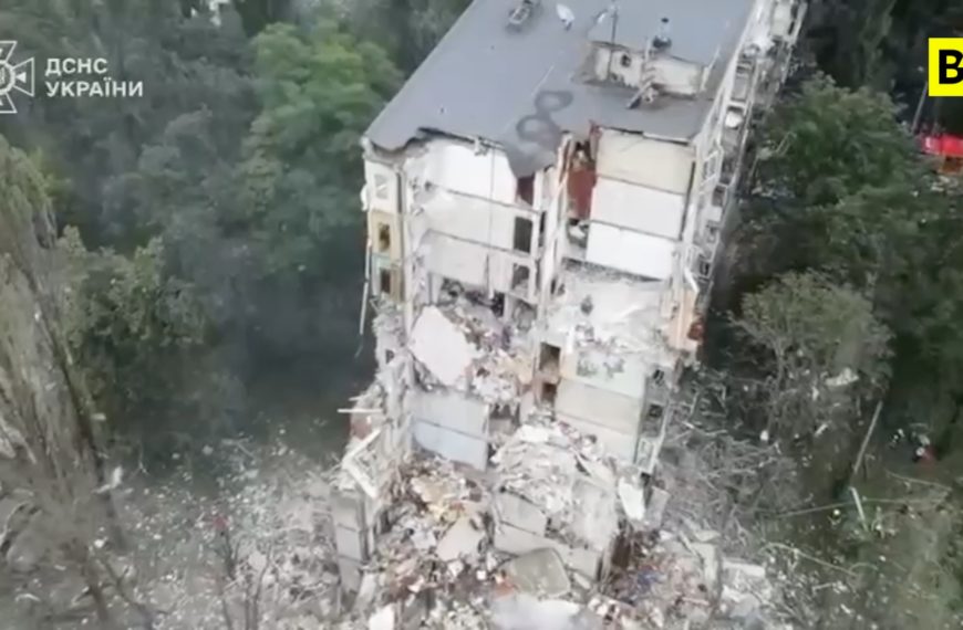 Ukraine: Tote und Verletzte bei Angriff in Kiew…