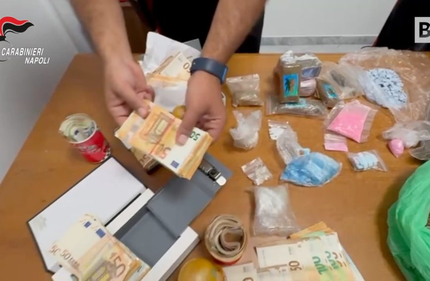 Agente de tráfico pero también traficante de cocaína…