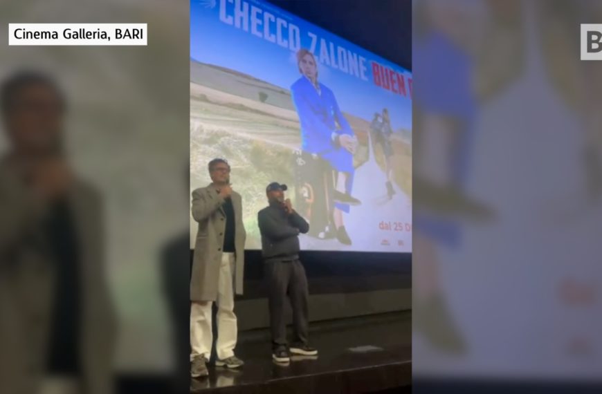 Bari, Zalone spunta in sala prima del film…